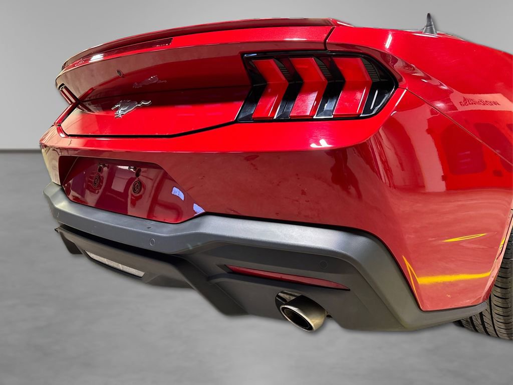 Used 2024 Ford Mustang Premium image 18