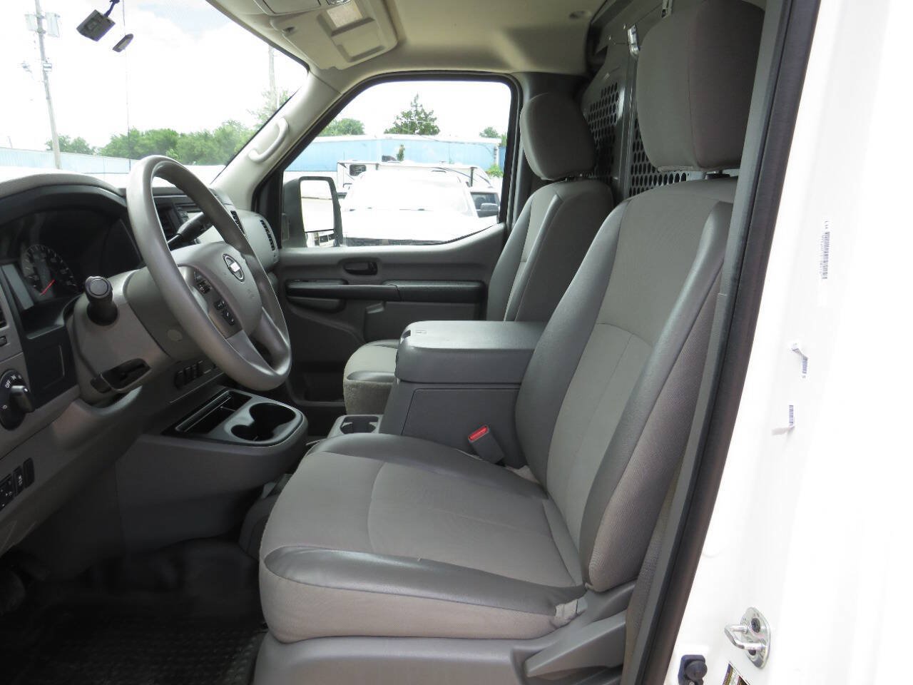 Used 2021 Nissan NV 2500 SV w/ Navigation Package RWD image 11