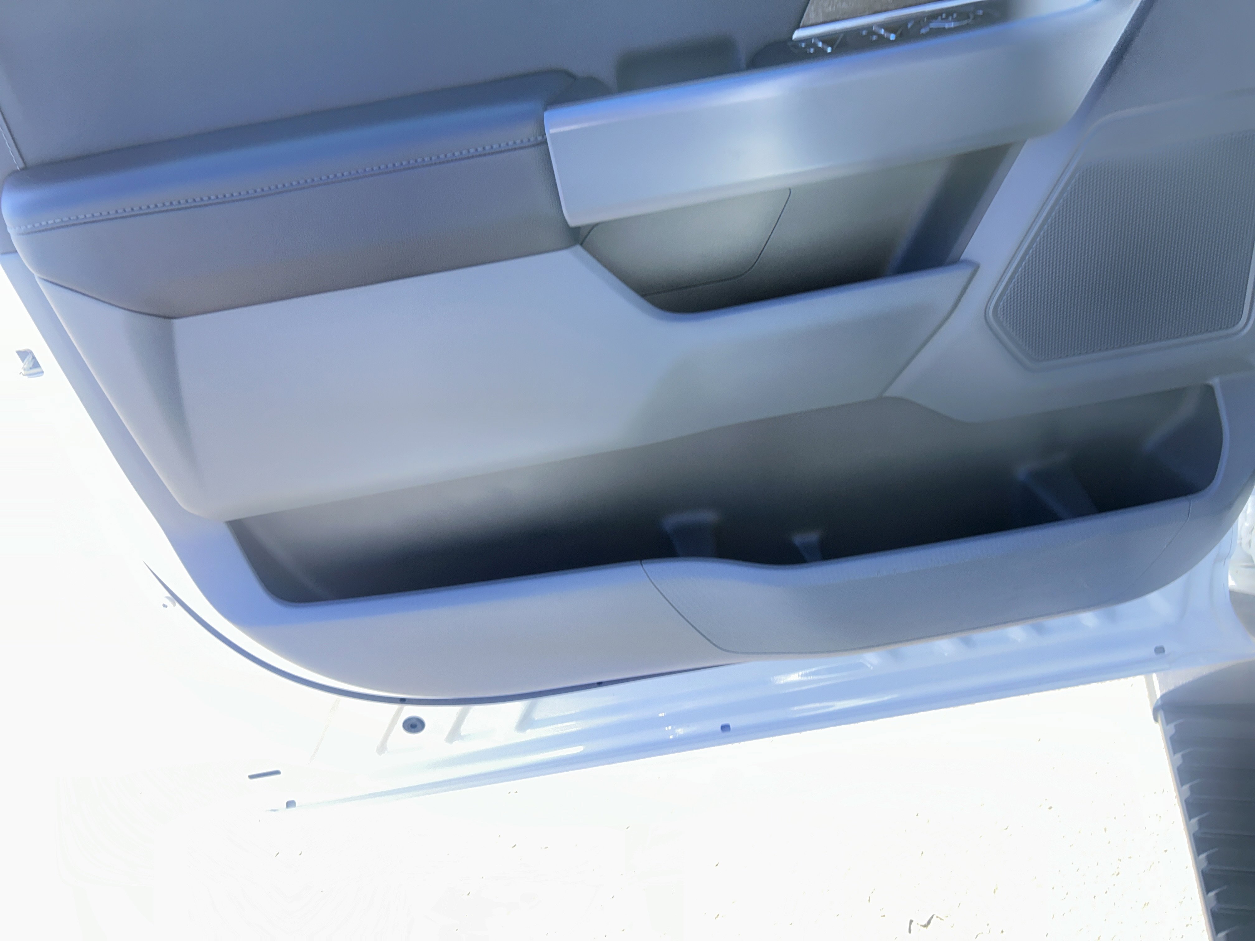 Used 2023 Ford F150 XLT w/ Equipment Group 301A Mid image 15