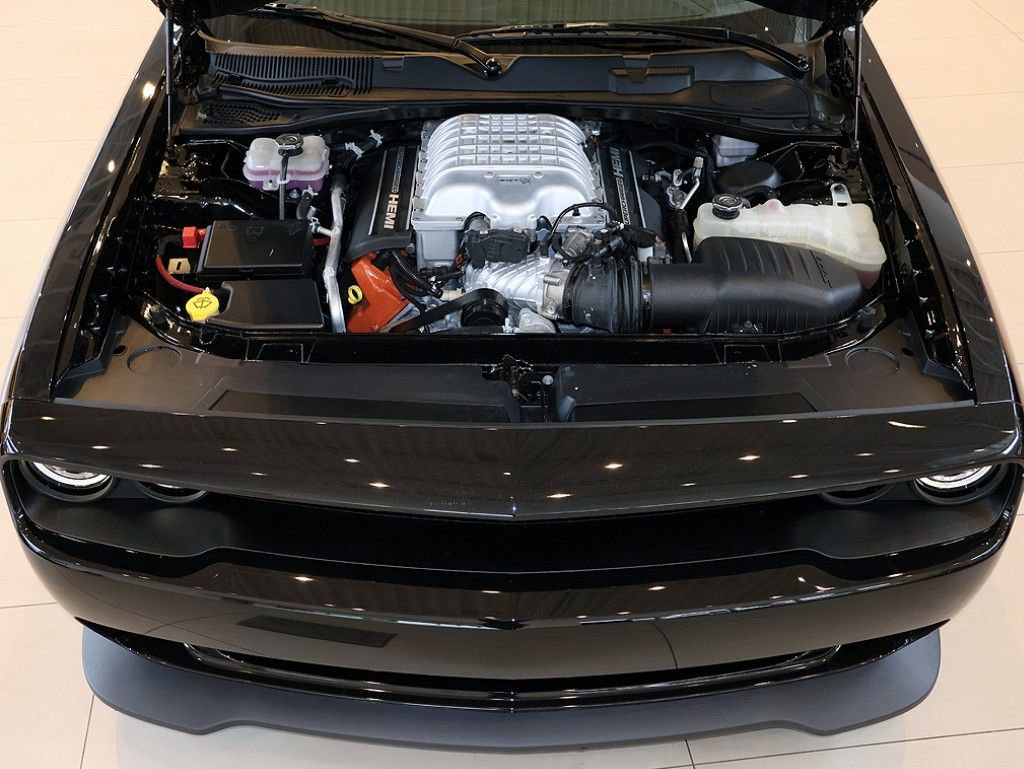 Used 2015 Dodge Challenger SRT Hellcat image 53