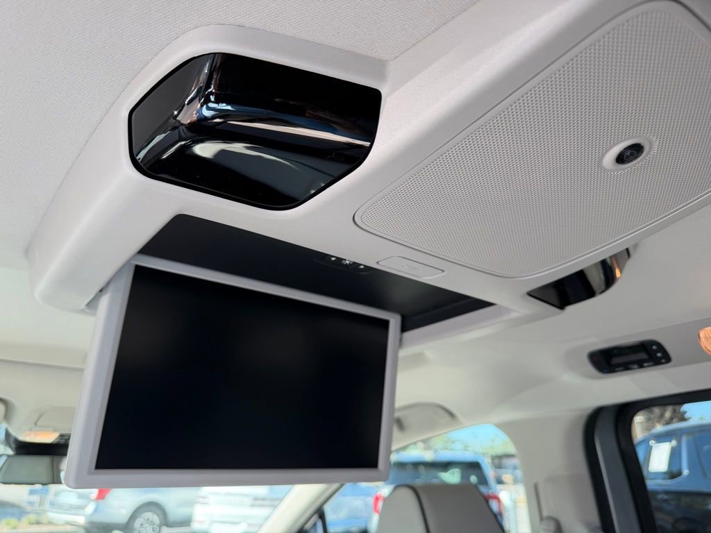 New 2026 Honda Odyssey Touring image 12
