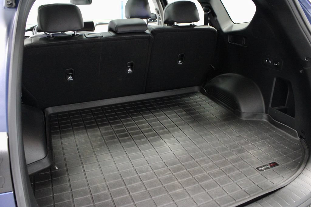 Used 2022 Hyundai Santa Fe SEL w/ Convenience + Premium Package FWD image 16