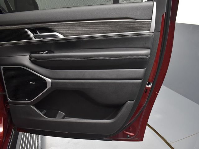 New 2023 Jeep Wagoneer L Series III w/ Premium Group I AWD/4WD image 18