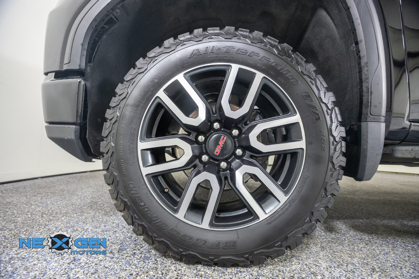 Used 2022 GMC Sierra 1500 AT4 w/ AT4 Premium Package AWD/4WD image 47