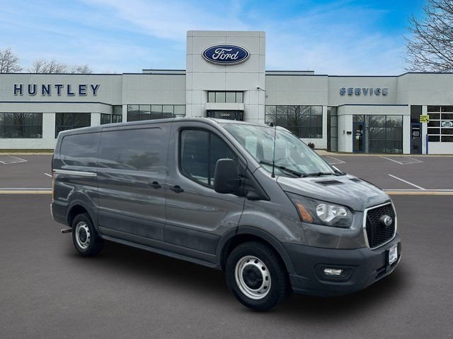 Used 2022 Ford Transit 150 Low Roof RWD image 3