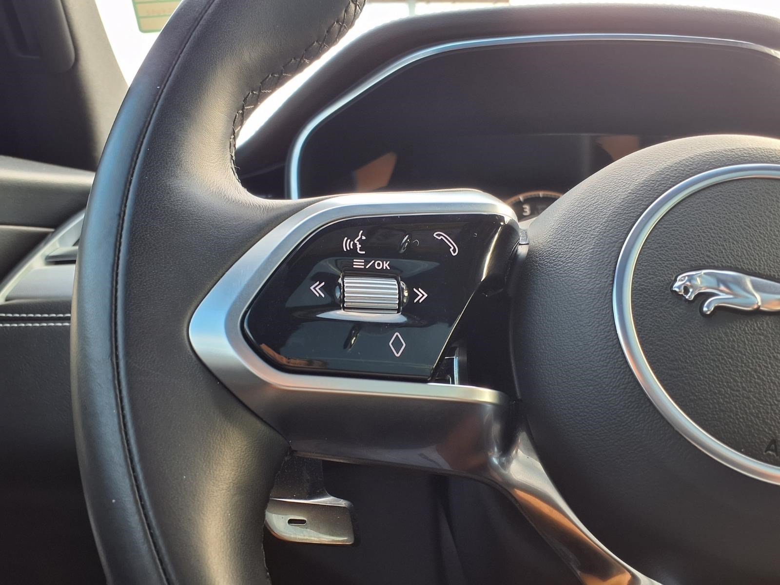 Used 2024 Jaguar F-PACE R-Dynamic S AWD/4WD image 23