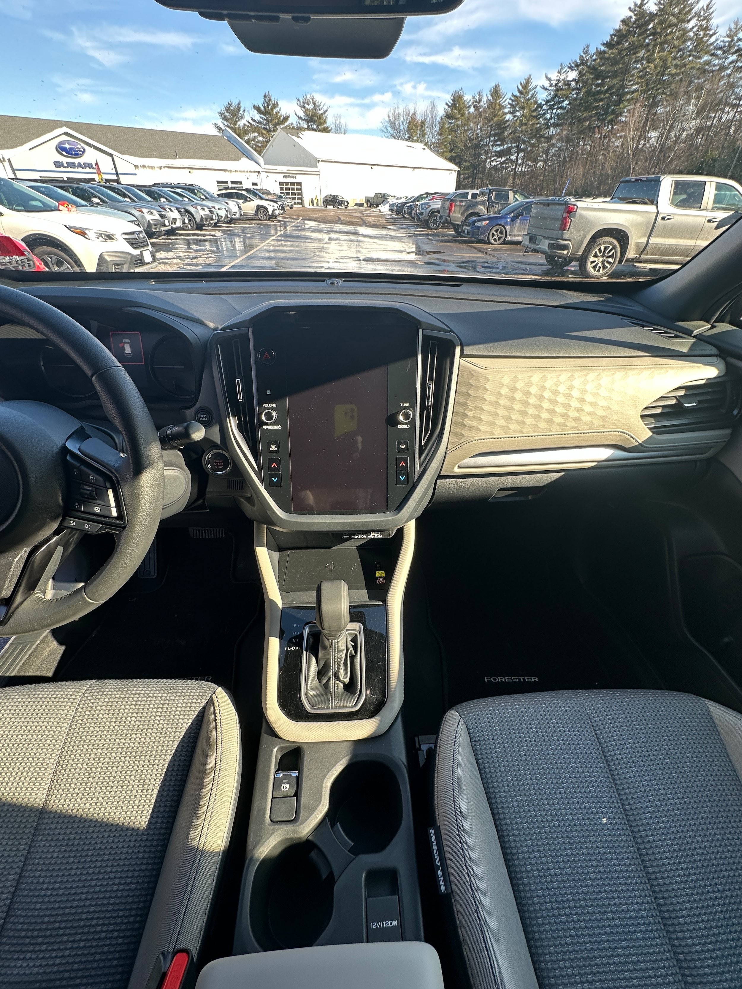 Used 2025 Subaru Forester Premium AWD/4WD image 20