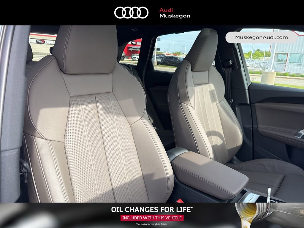 New 2025 Audi Q5 Premium Plus image 27