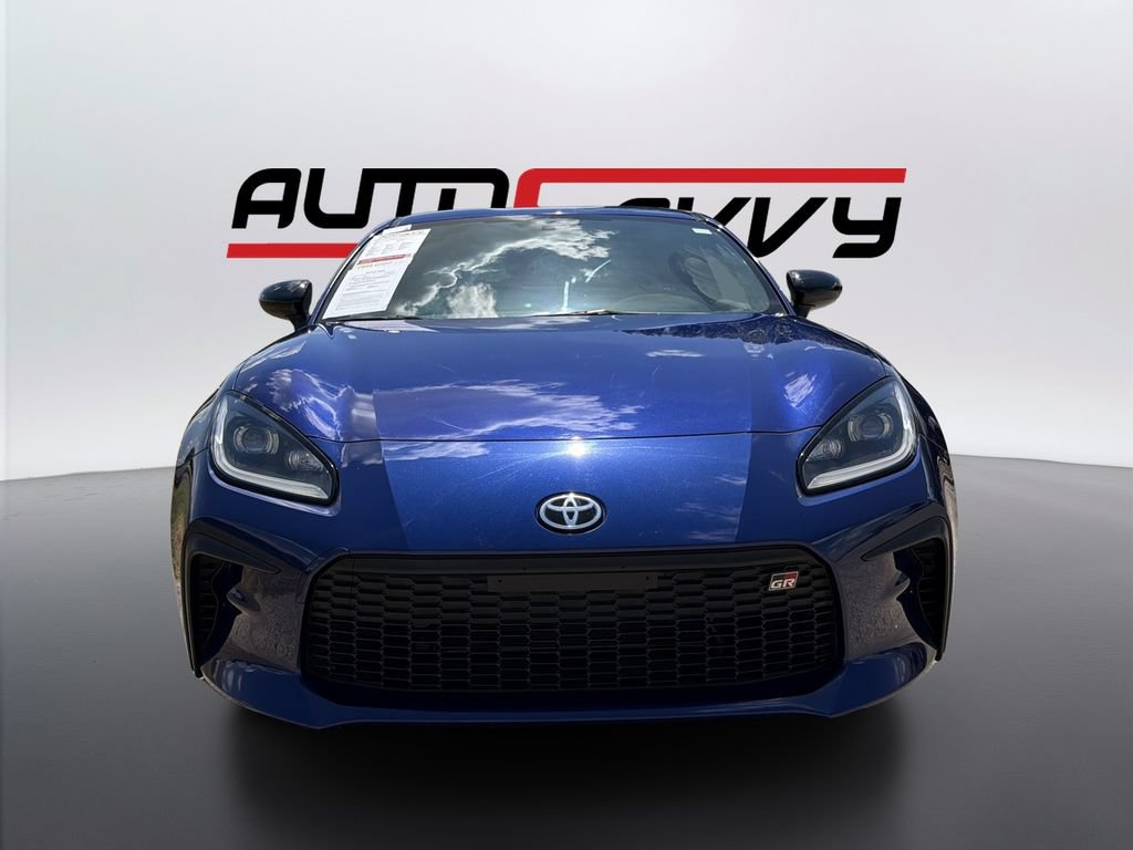 Used 2025 Toyota GR86 Premium RWD image 2