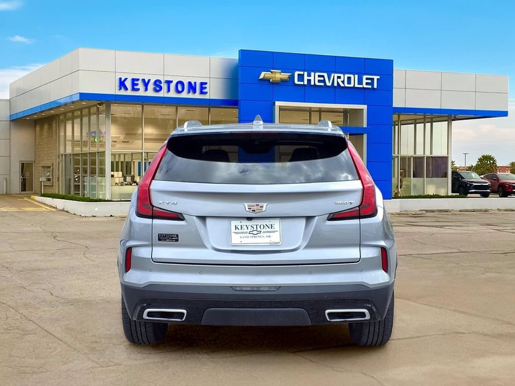 Used 2024 Cadillac XT4 Premium Luxury FWD image 7