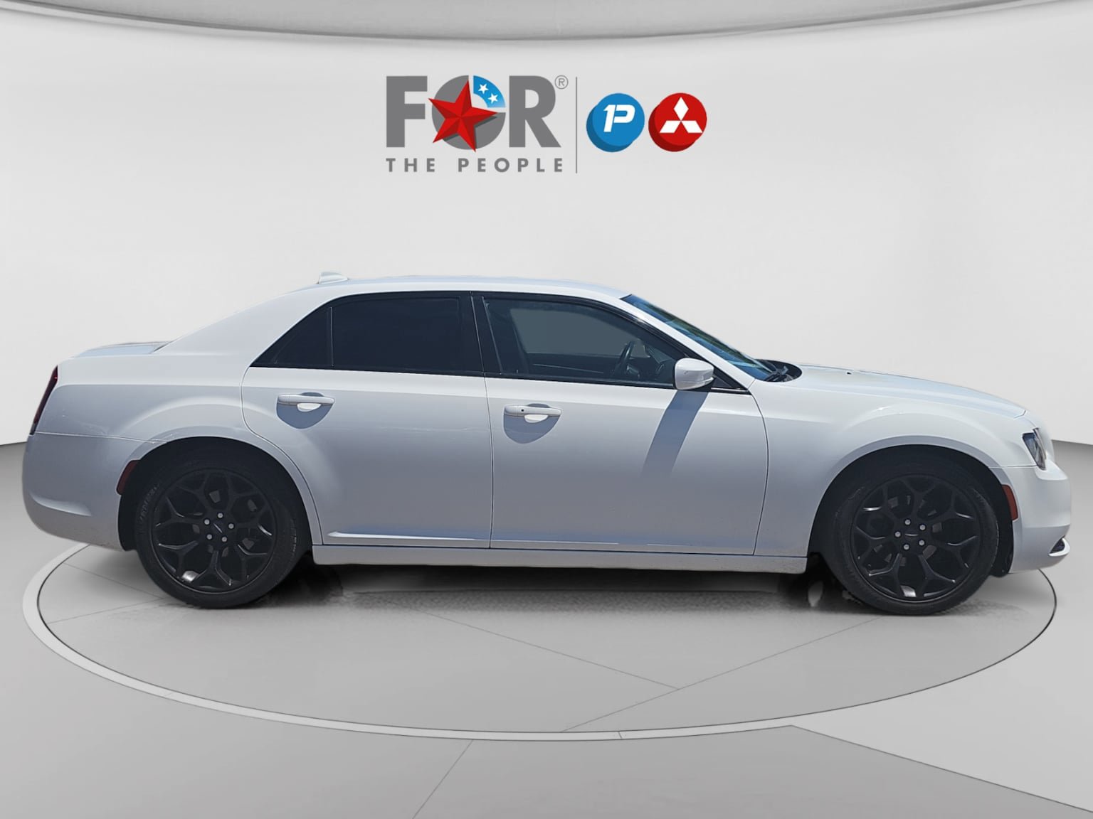Used 2020 Chrysler 300 S RWD image 6