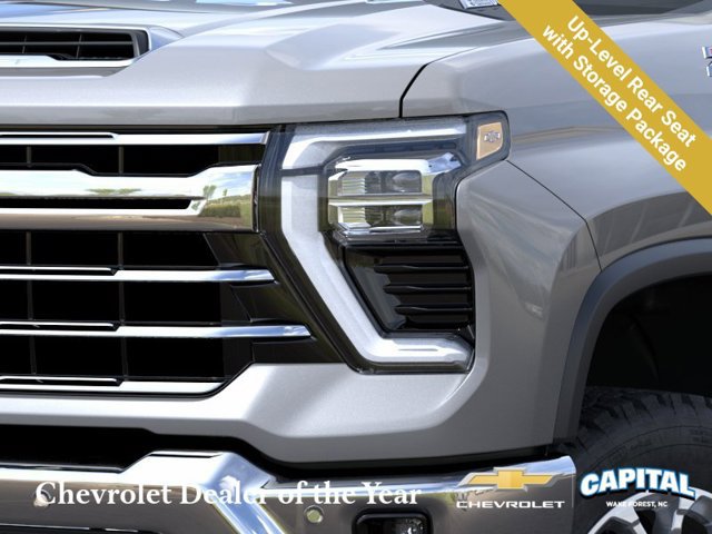 New 2026 Chevrolet Silverado 2500 LTZ w/ LTZ Premium Package AWD/4WD image 11