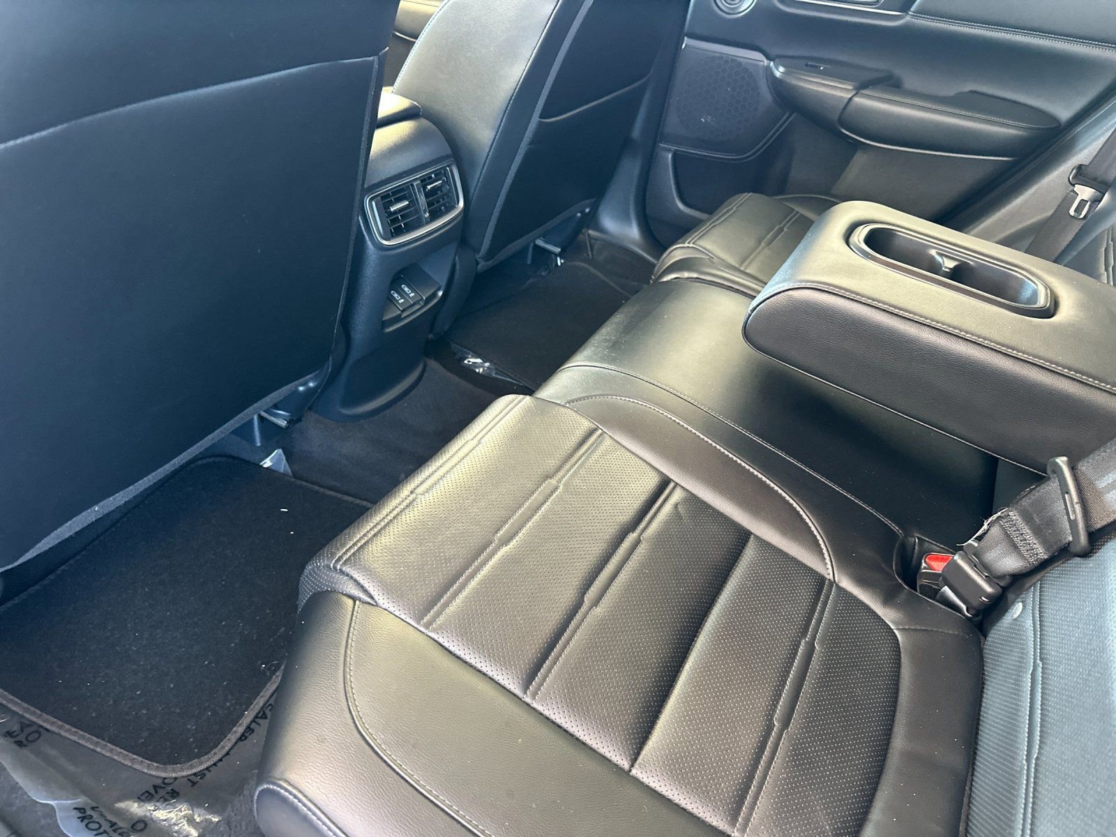 Used 2020 Honda CR-V Touring image 12