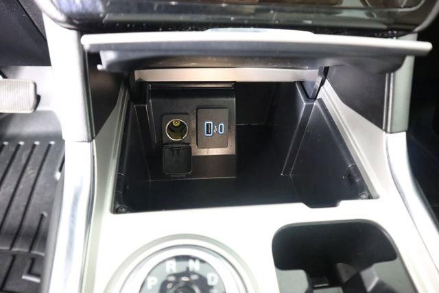 Used 2022 Ford Explorer Limited image 62