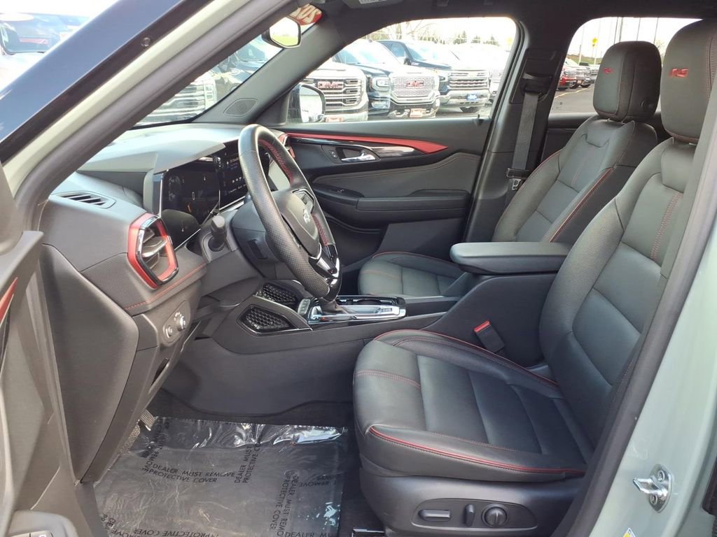 Used 2024 Chevrolet TrailBlazer RS w/ Convenience Package image 4