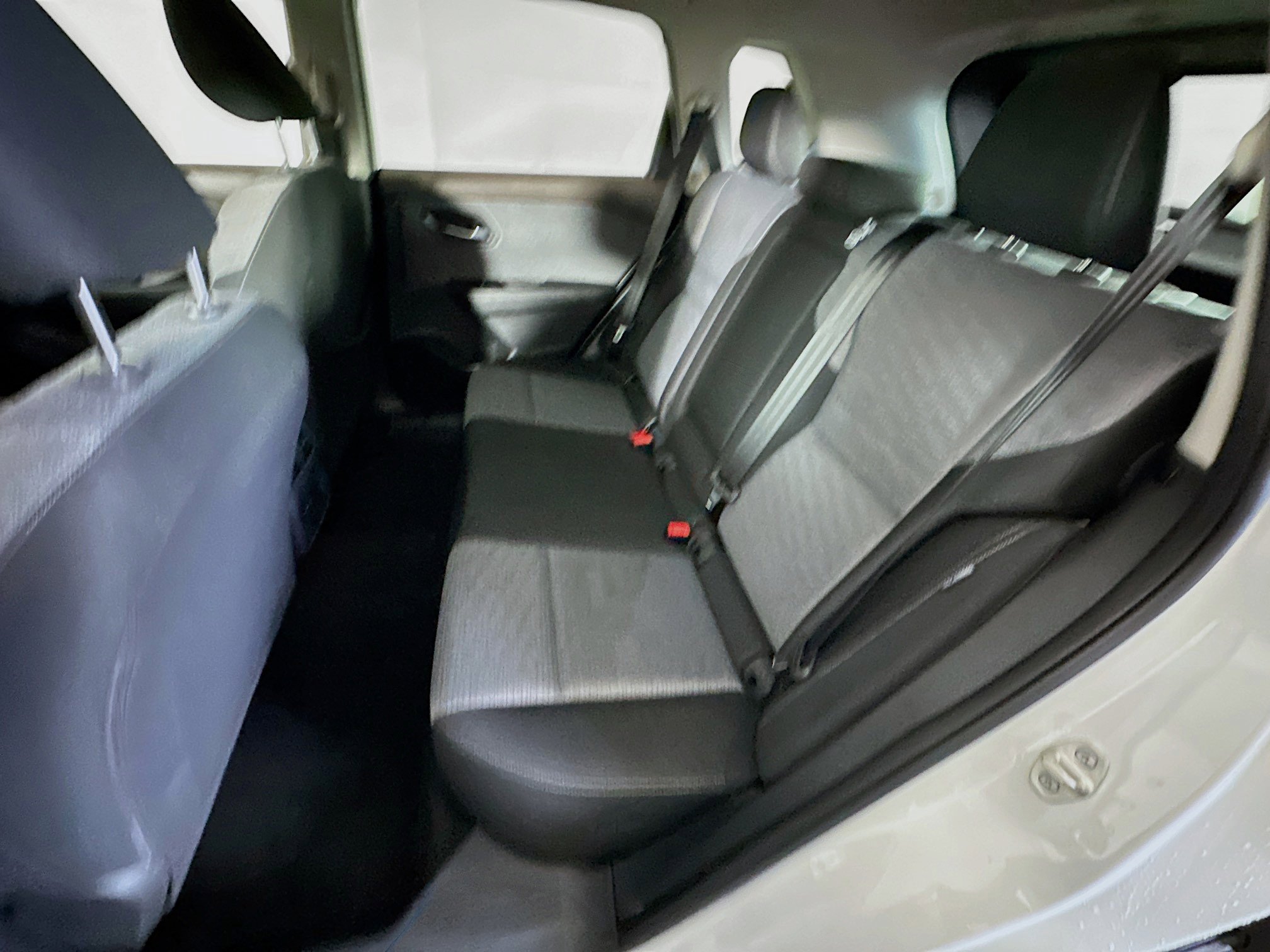 Used 2023 Nissan Rogue SV image 27