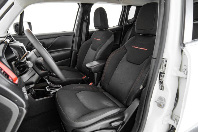 Used 2023 Jeep Renegade Trailhawk image 30