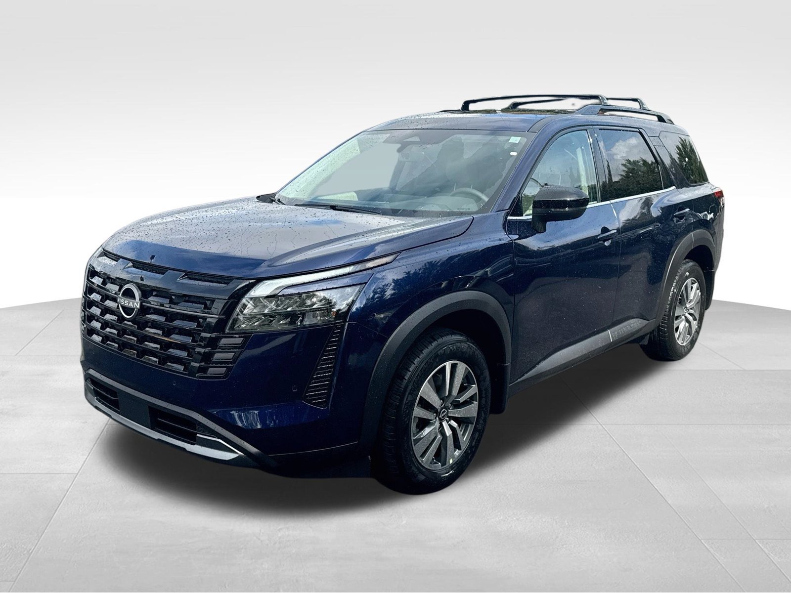 New 2026 Nissan Pathfinder SL FWD image 3