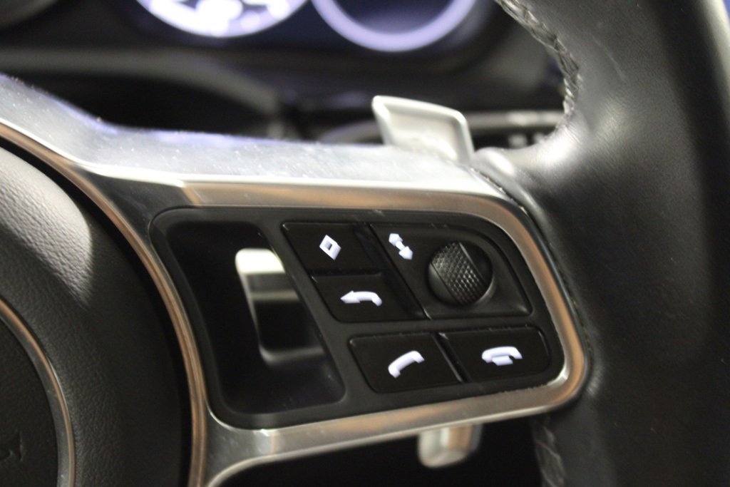 Certified 2020 Porsche Cayenne image 21