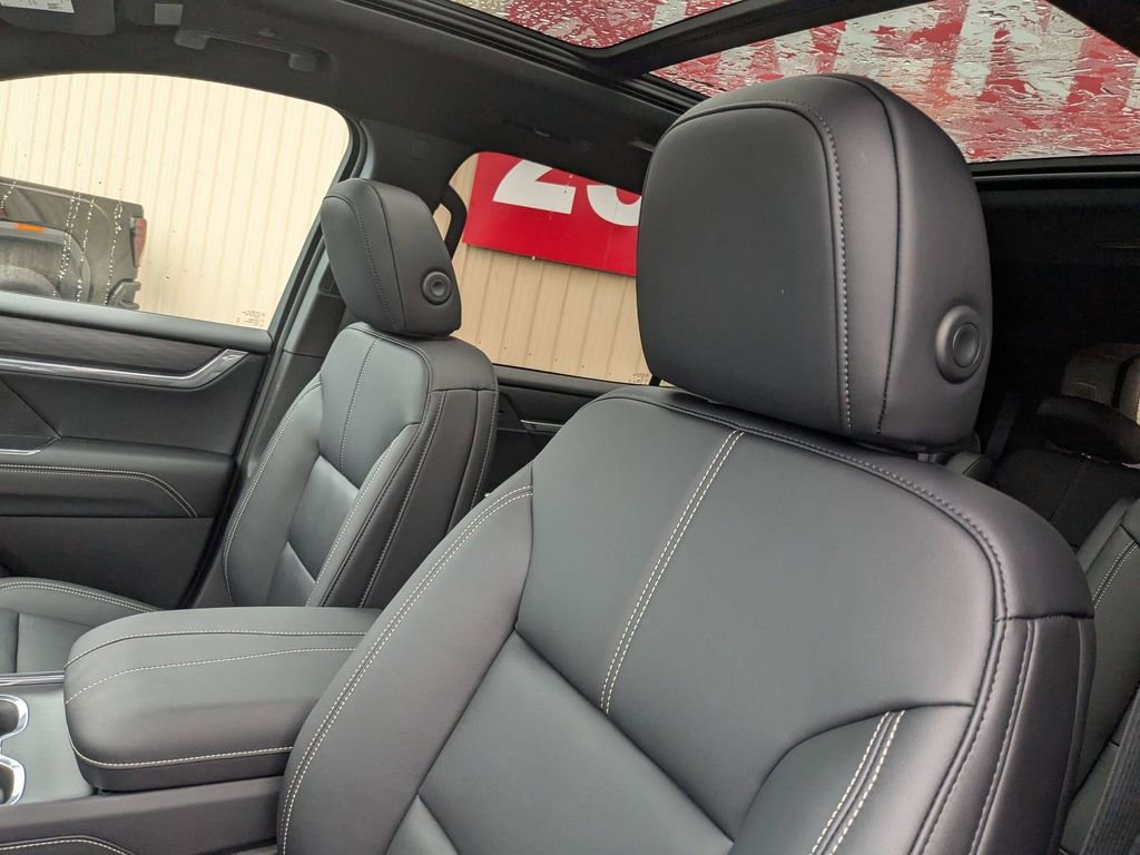 New 2026 GMC Acadia Elevation w/ Black Edition image 11