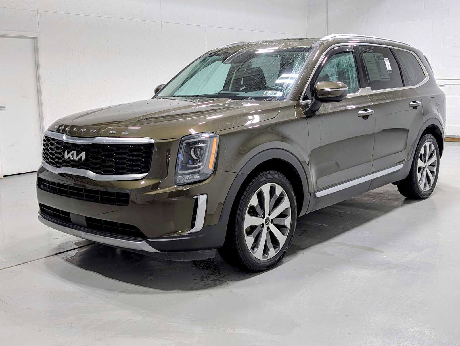 Used 2022 Kia Telluride S