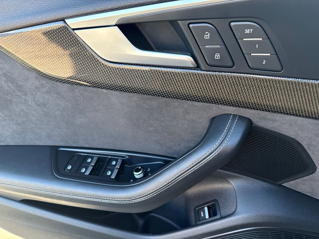 Used 2019 Audi S4 Prestige w/ Prestige Package image 16