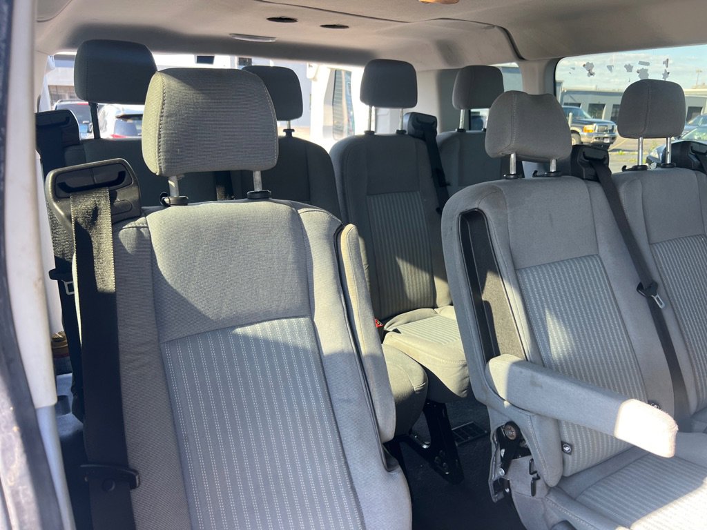 Used 2015 Ford Transit 350 XLT RWD image 13