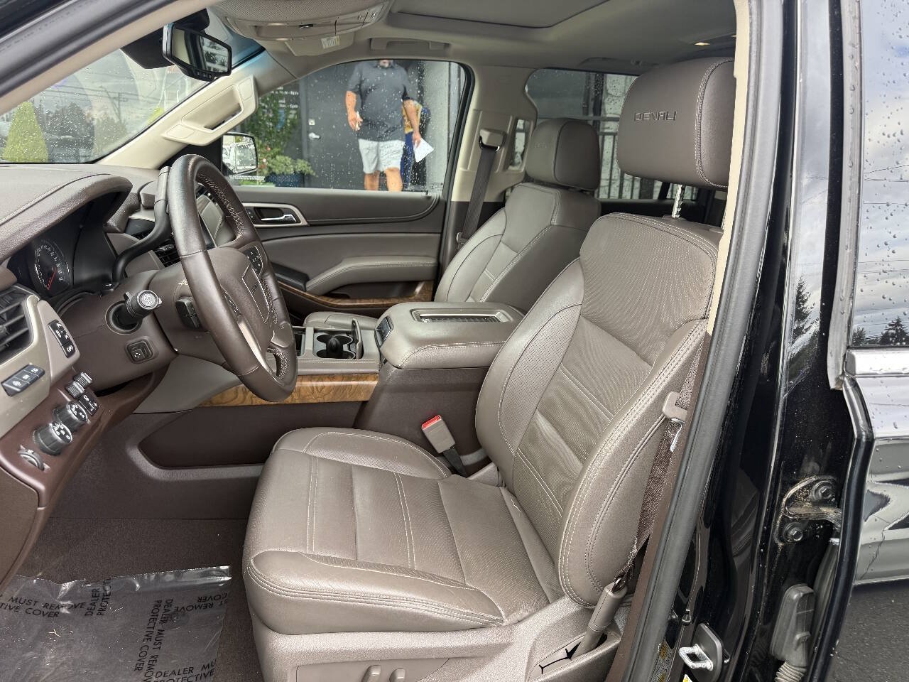 Used 2019 GMC Yukon XL Denali AWD/4WD image 14