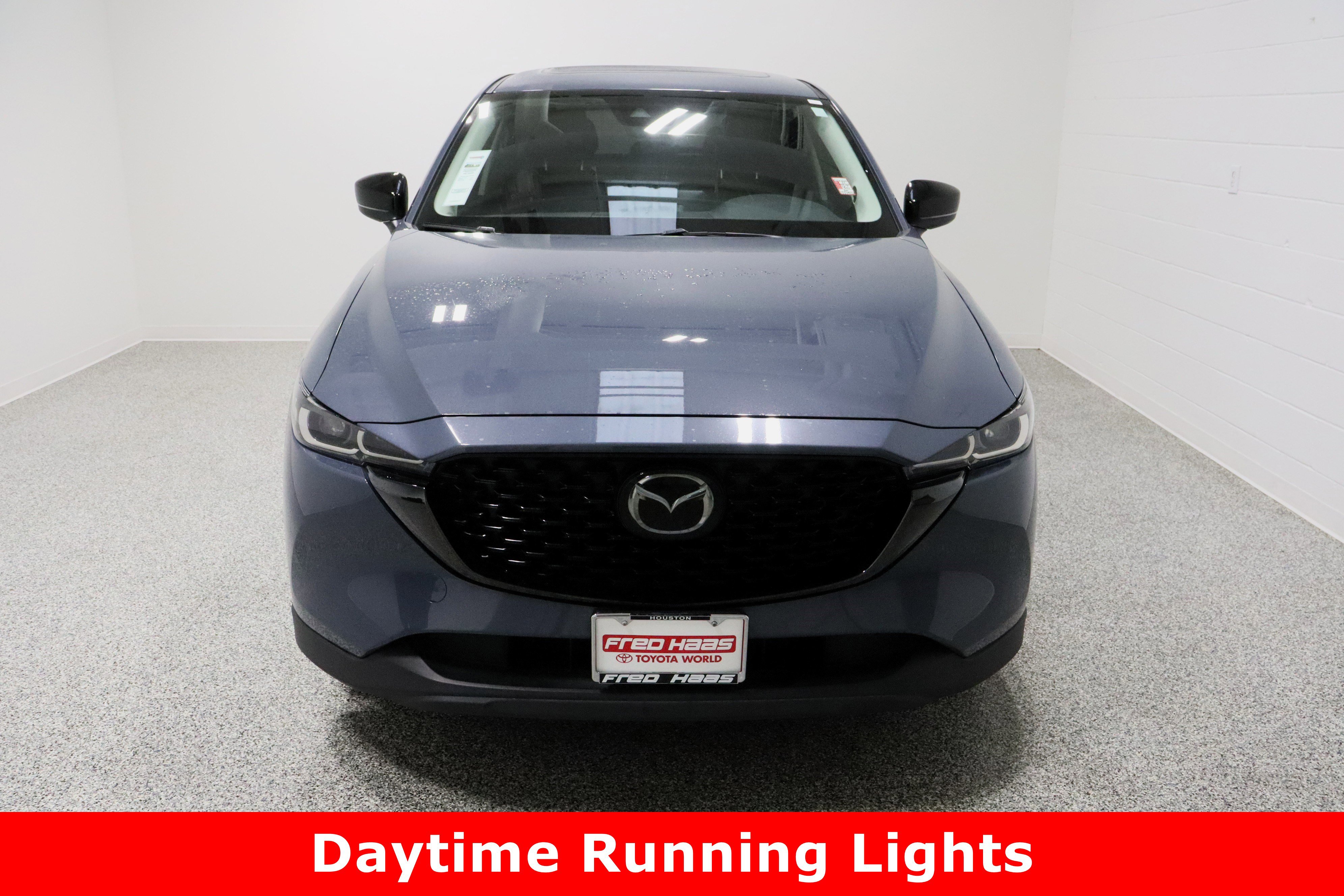 Used 2023 MAZDA CX-5 Carbon Edition image 3