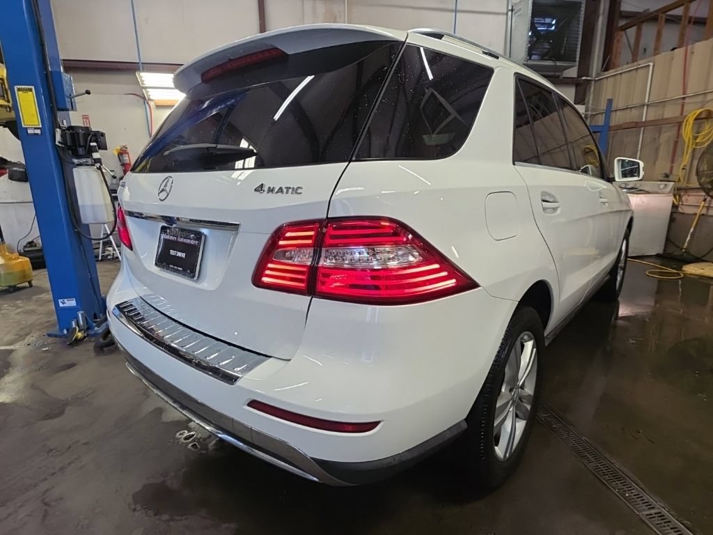 Used 2015 Mercedes-Benz ML 350 4MATIC image 3