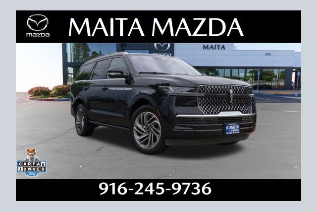 Used 2025 Lincoln Navigator Reserve AWD/4WD image 1