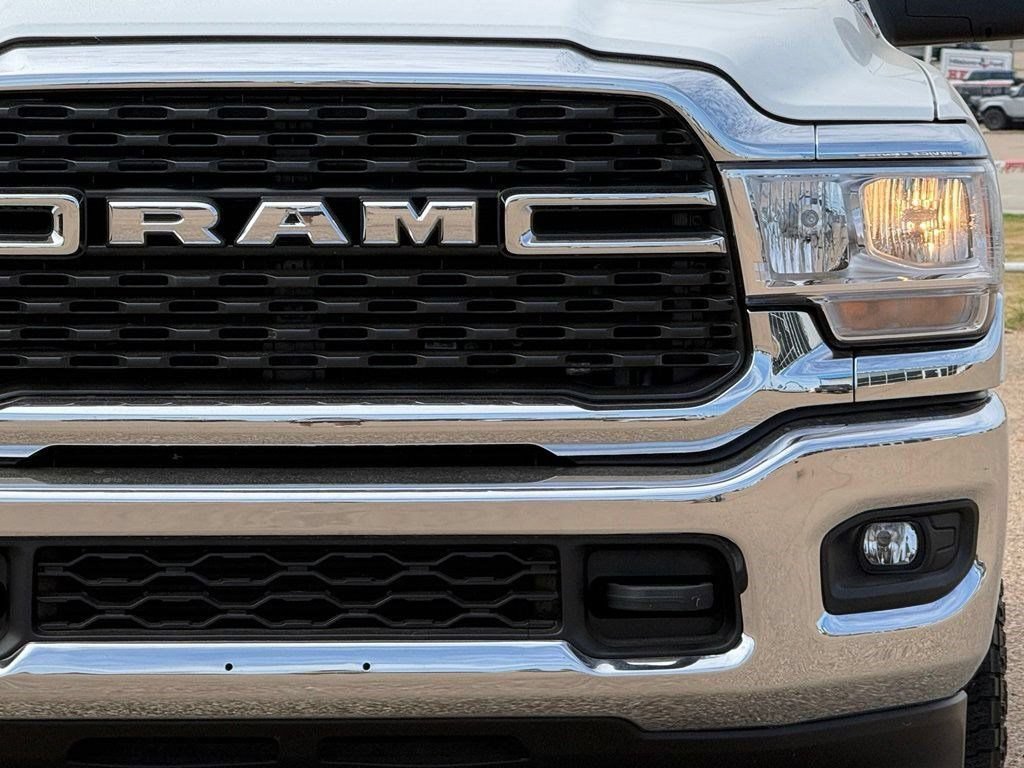 Used 2024 RAM 3500 Big Horn AWD/4WD image 13