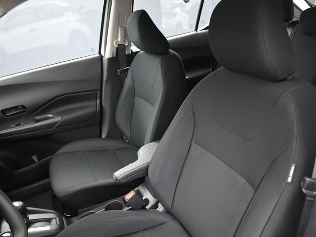 New 2025 Nissan Kicks Play S image 19
