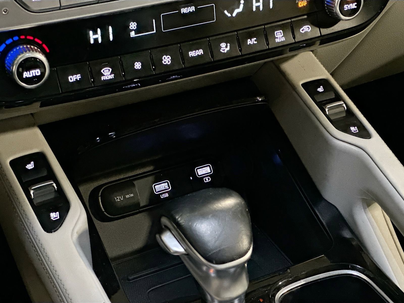 Used 2021 Kia Telluride SX w/ Nightfall Edition Package image 21