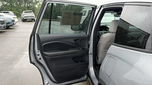 Used 2023 Honda Passport EX-L image 23