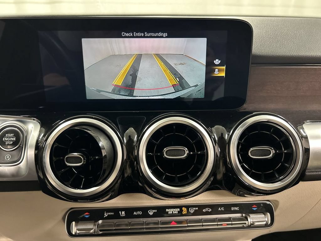 Used 2022 Mercedes-Benz GLB 250 4MATIC image 15