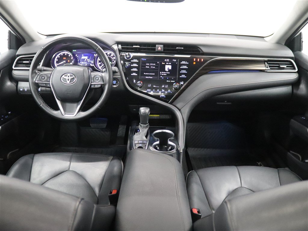 Used 2020 Toyota Camry XLE FWD image 24