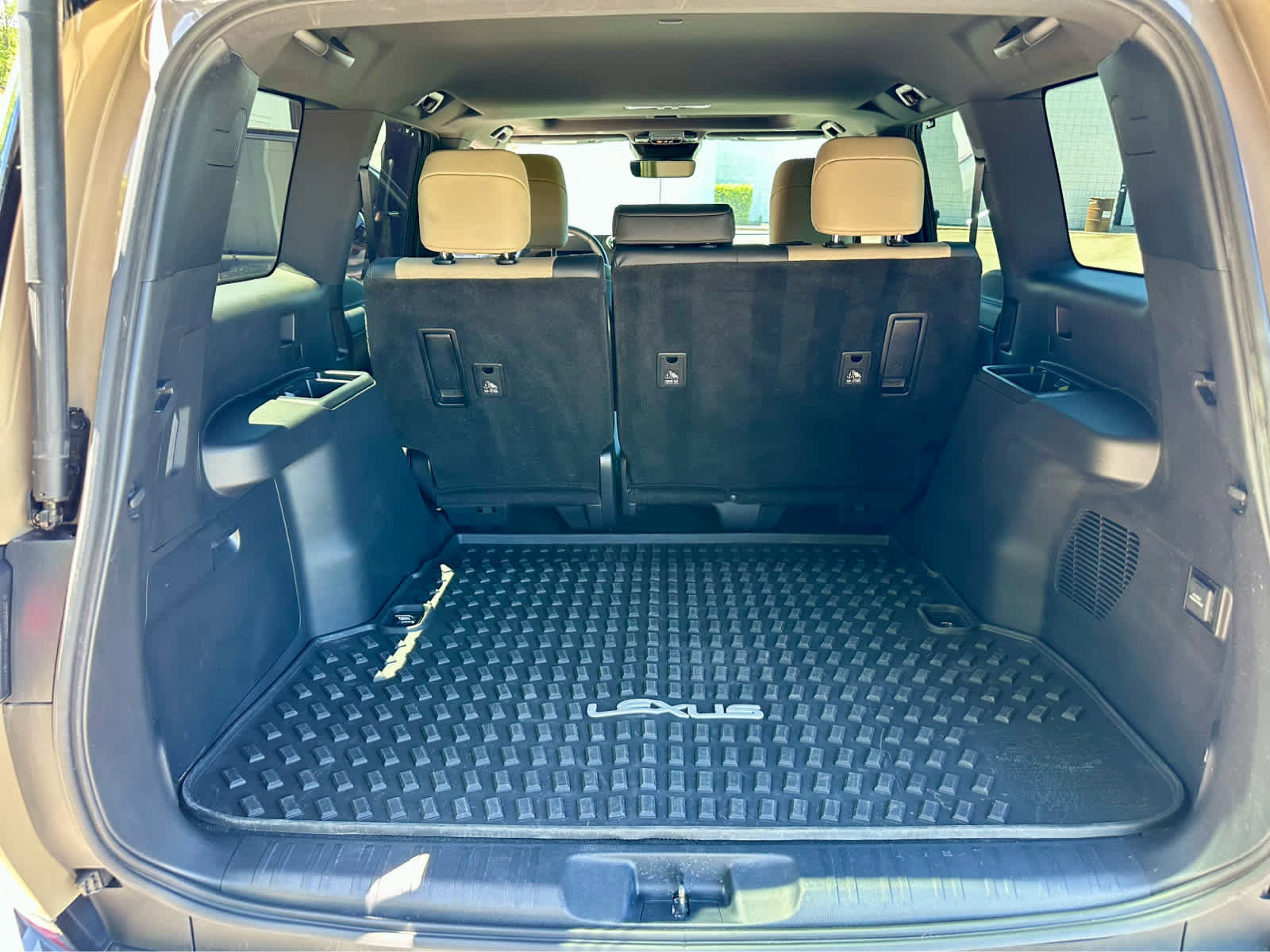 Used 2024 Lexus GX 550 AWD/4WD image 14