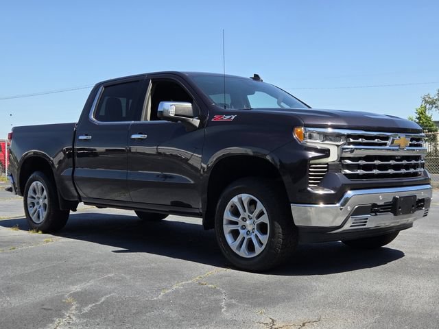 Used 2022 Chevrolet Silverado 1500 LTZ w/ LTZ Premium Package AWD/4WD image 7