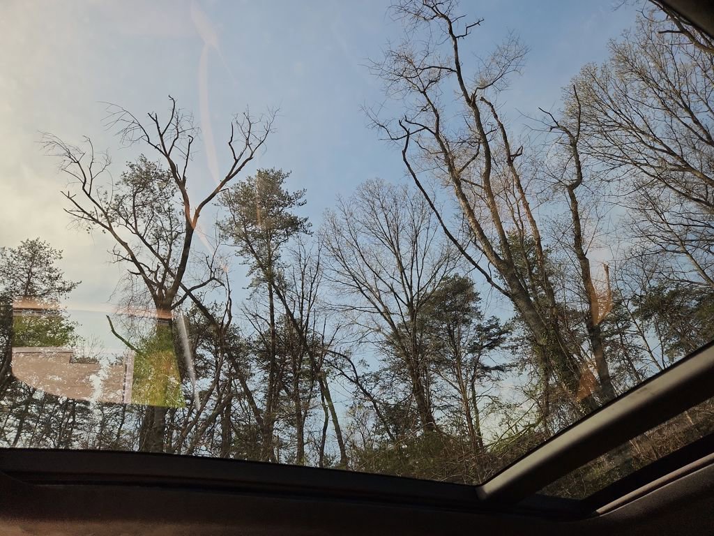 New 2026 Land Rover Defender 90 V8 image 23