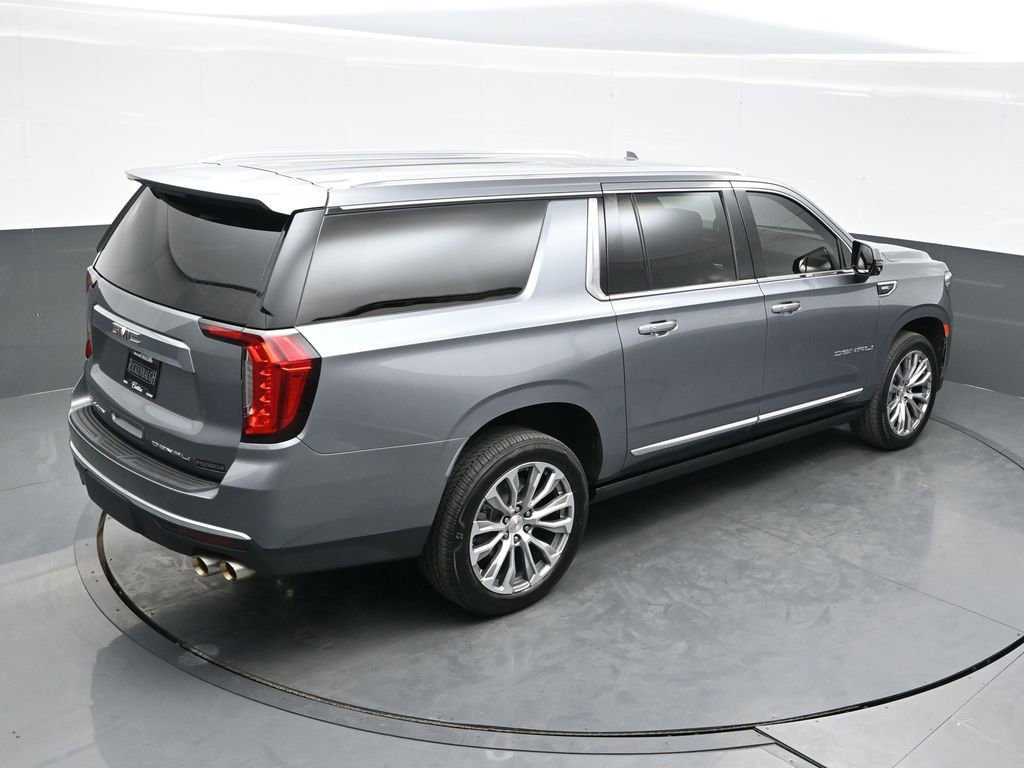 Used 2021 GMC Yukon XL Denali w/ Denali Ultimate Package AWD/4WD image 37