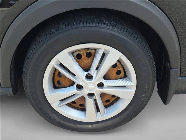 Used 2023 Nissan Kicks S FWD image 15