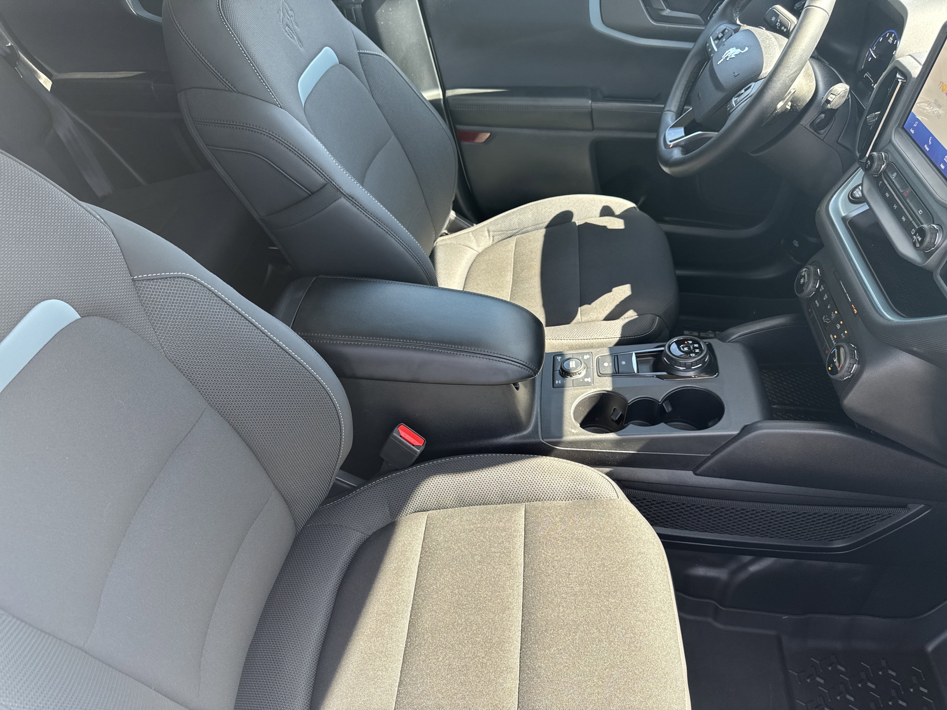 Used 2024 Ford Bronco Sport Badlands image 15