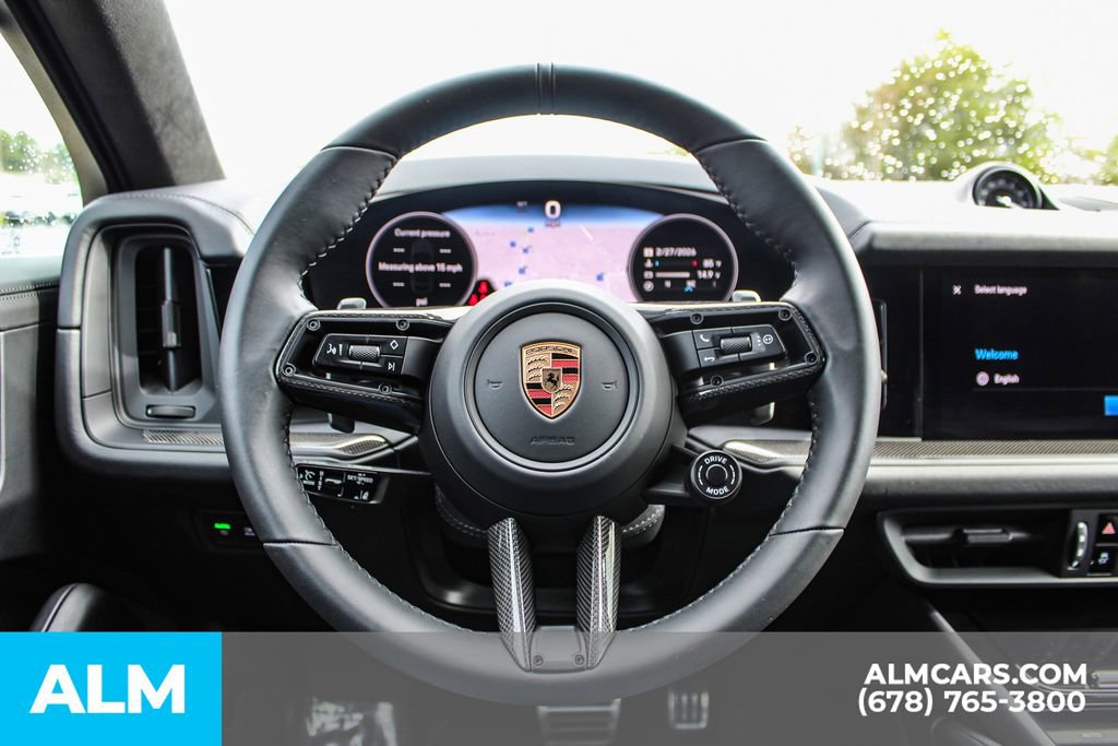 Used 2025 Porsche Cayenne GTS w/ Technology Package image 21