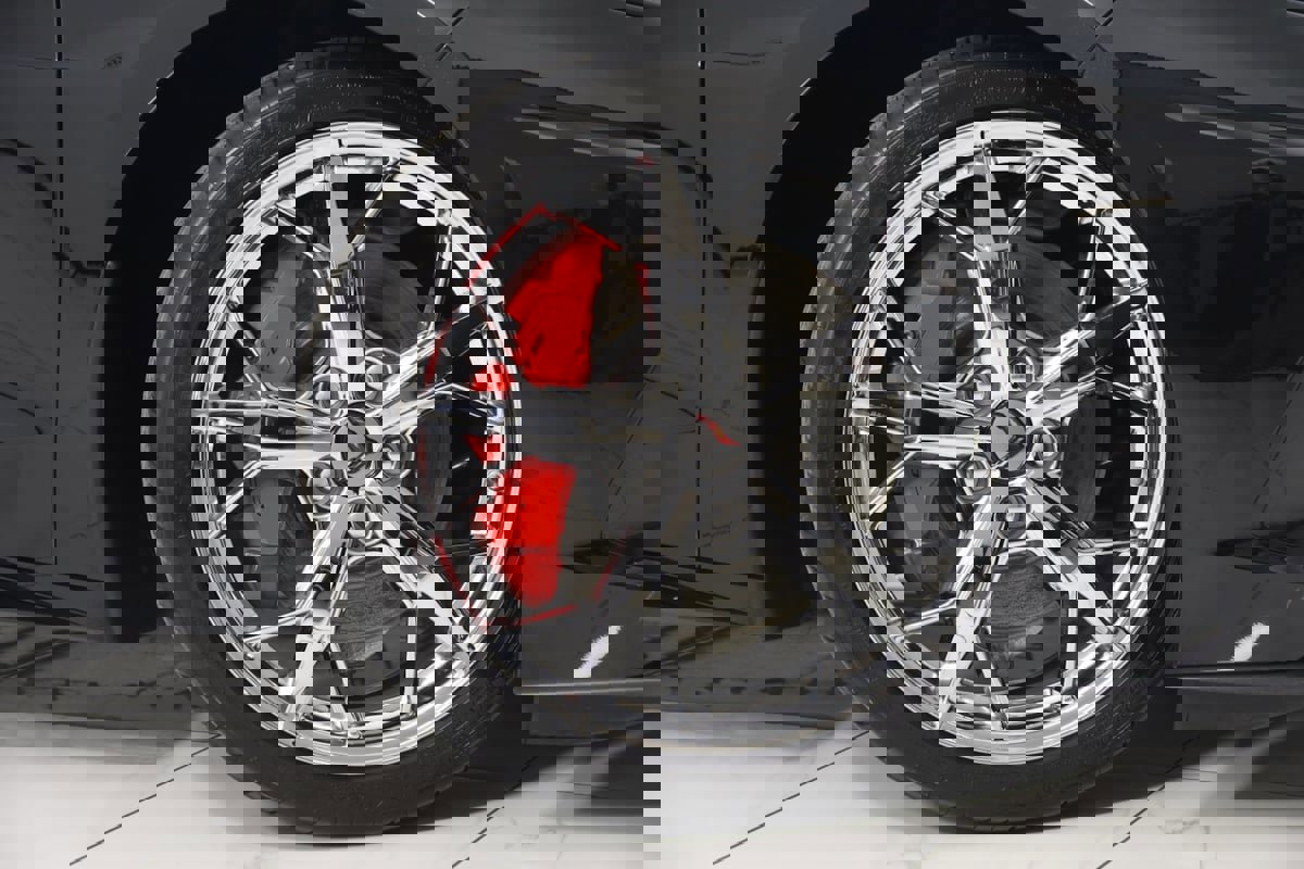 Used 2020 Chevrolet Corvette Stingray Premium Cpe w/ 3LT Preferred Equipment Group image 26