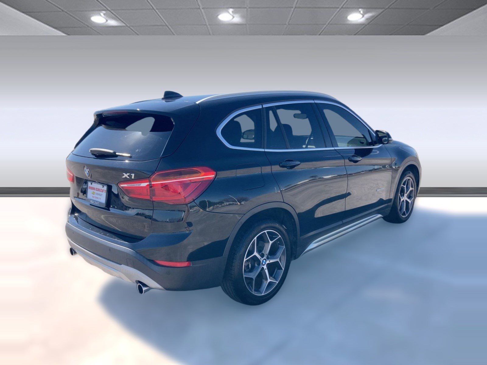 Used 2017 BMW X1 sDrive28i image 9