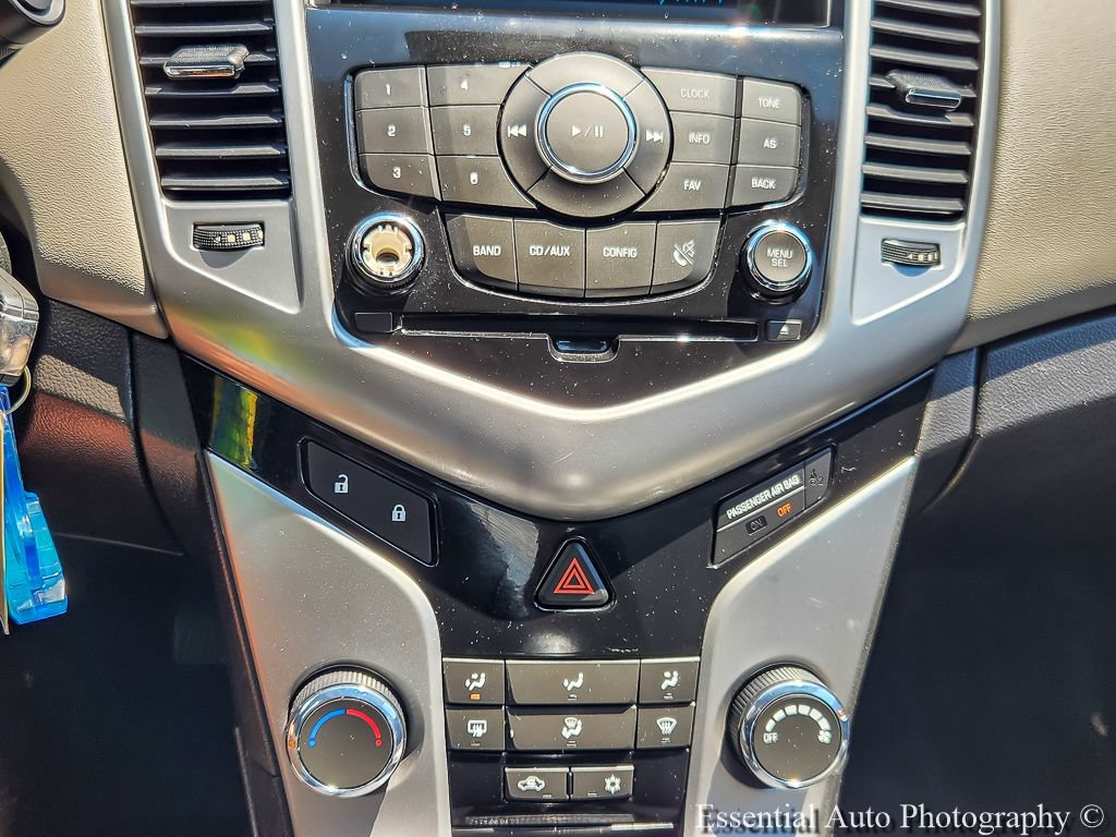 Used 2013 Chevrolet Cruze LS FWD image 13