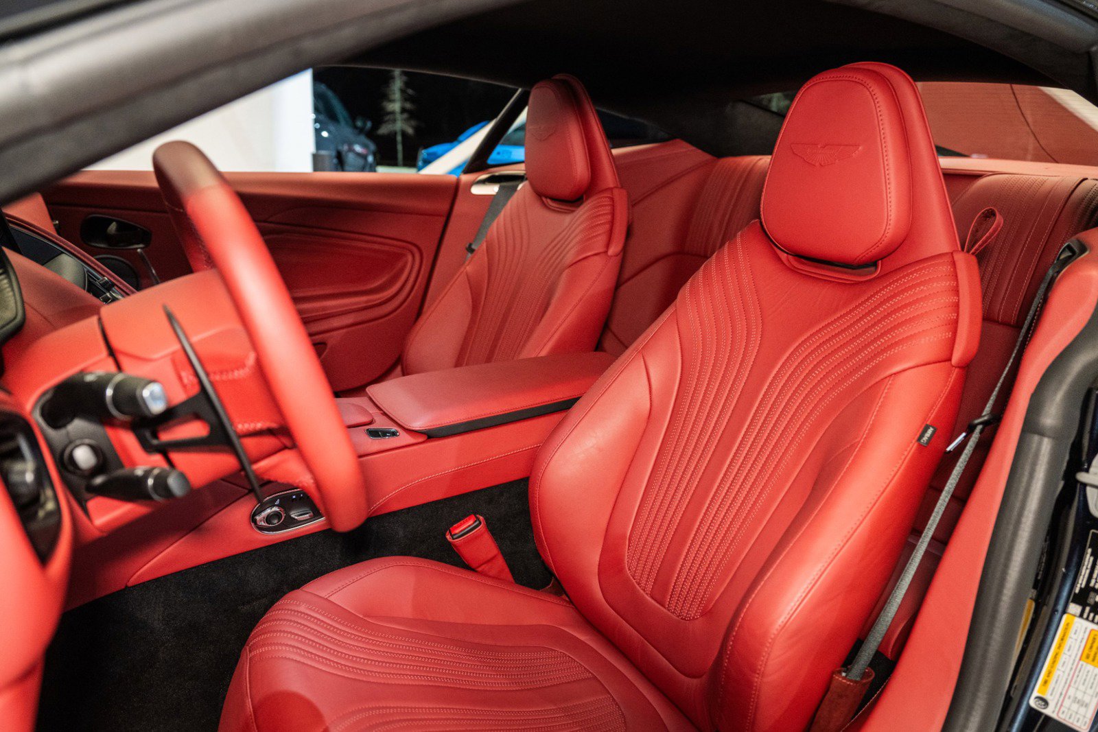 Used 2023 Aston Martin DB11 V8 image 12