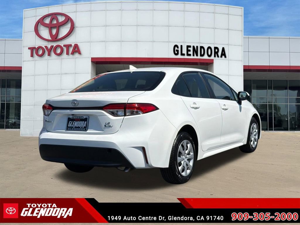 Used 2026 Toyota Corolla LE w/ Carpet Mat Package (TMS) FWD image 7