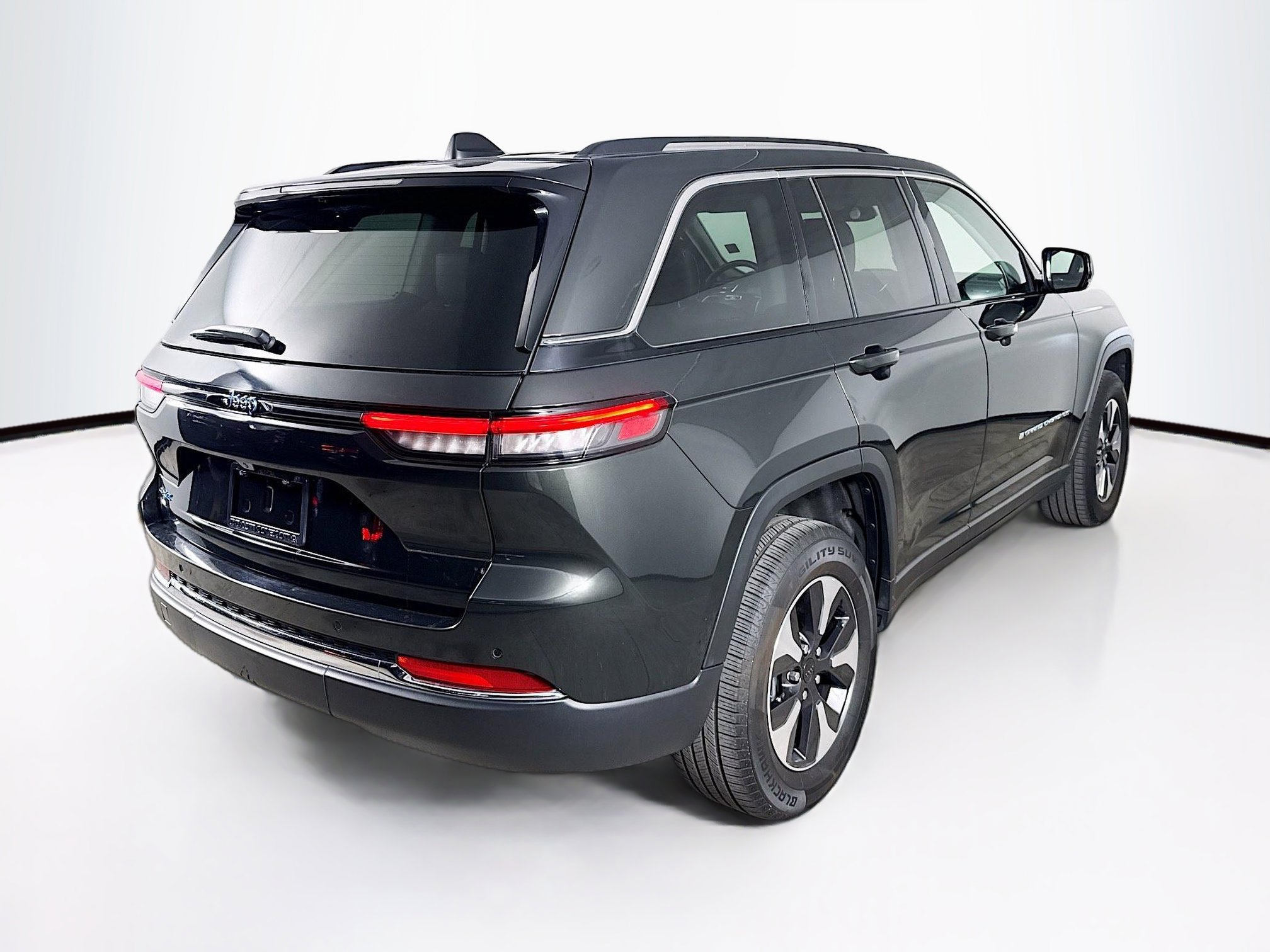 Used 2024 Jeep Grand Cherokee Limited 4xe image 34